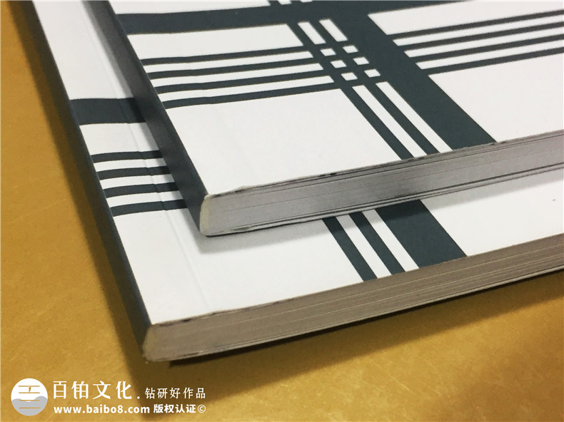 柏爾芝整體家居畫冊(cè)設(shè)計(jì)制作-定制衣柜產(chǎn)品畫冊(cè)